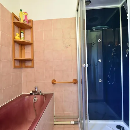 Holiday home Bungalow In France Near Castle & Hiking Trails, Cleaning Included Saint-Pierre-le-Vieux (Seine-Maritime)
