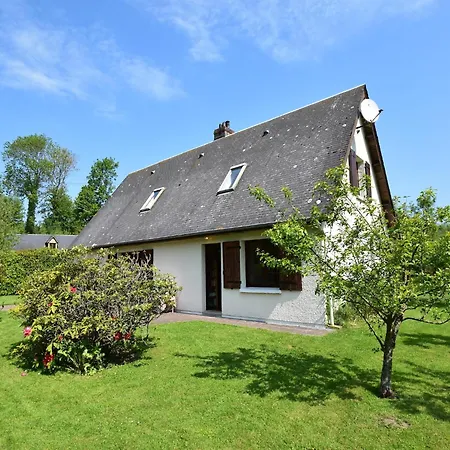 Holiday home Bungalow In France Near Castle & Hiking Trails, Cleaning Included *