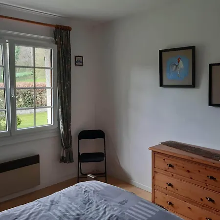 Bungalow In France Near Castle & Hiking Trails, Cleaning Included