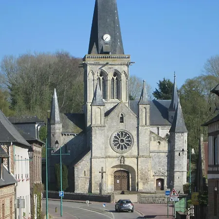 Bungalow In France Near Castle & Hiking Trails, Cleaning Included